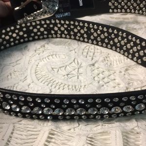 Black Belt with Silver with Rhinestone. Size 32.